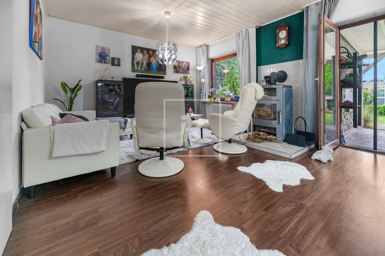 Wohn- und Esszimmer I