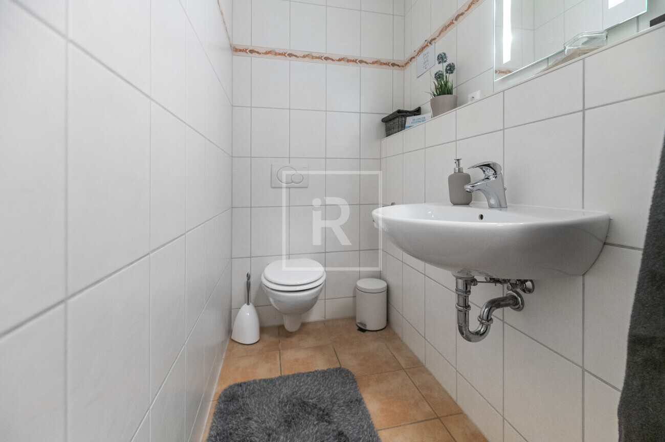Gäste-WC EG