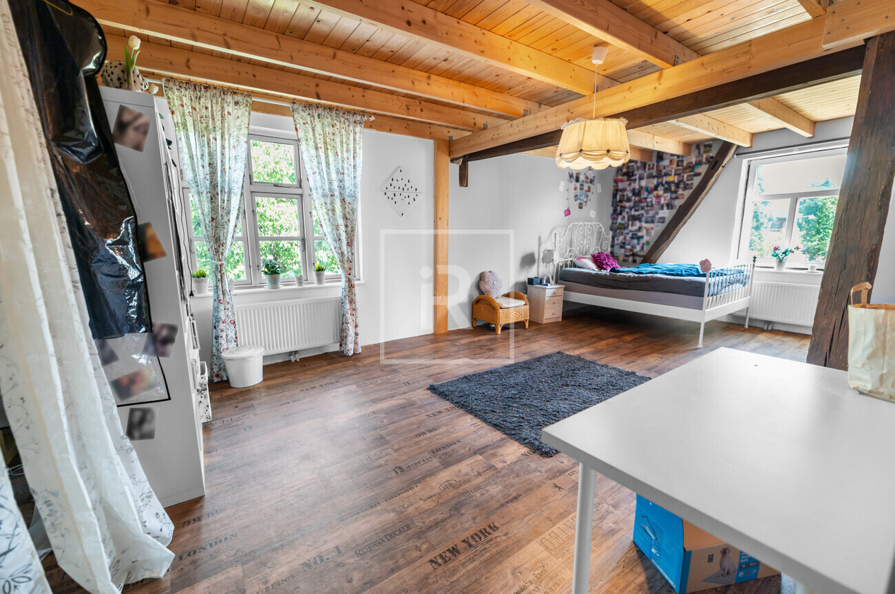 Zimmer 2 OG
