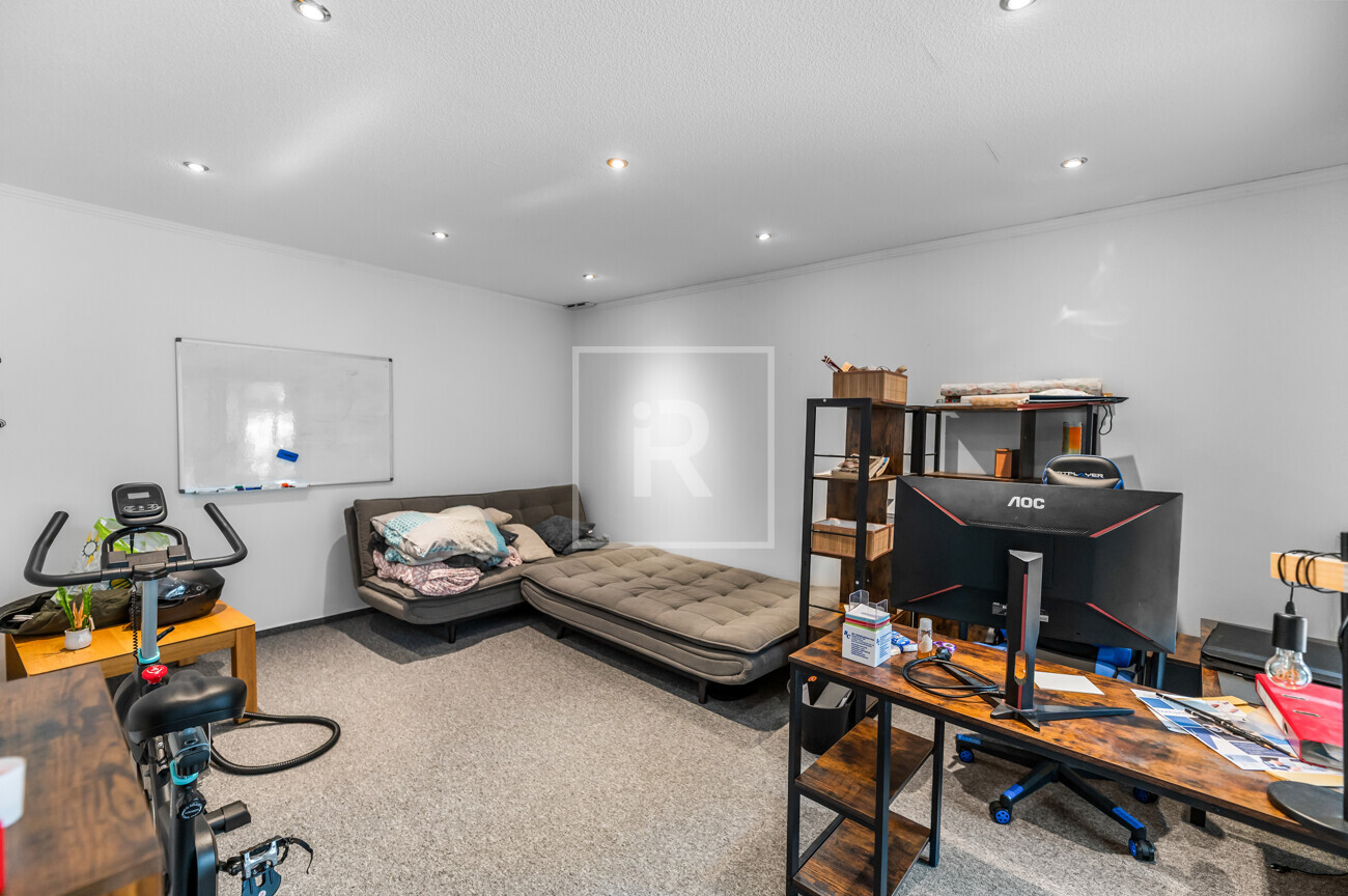 Zimmer 2 EG