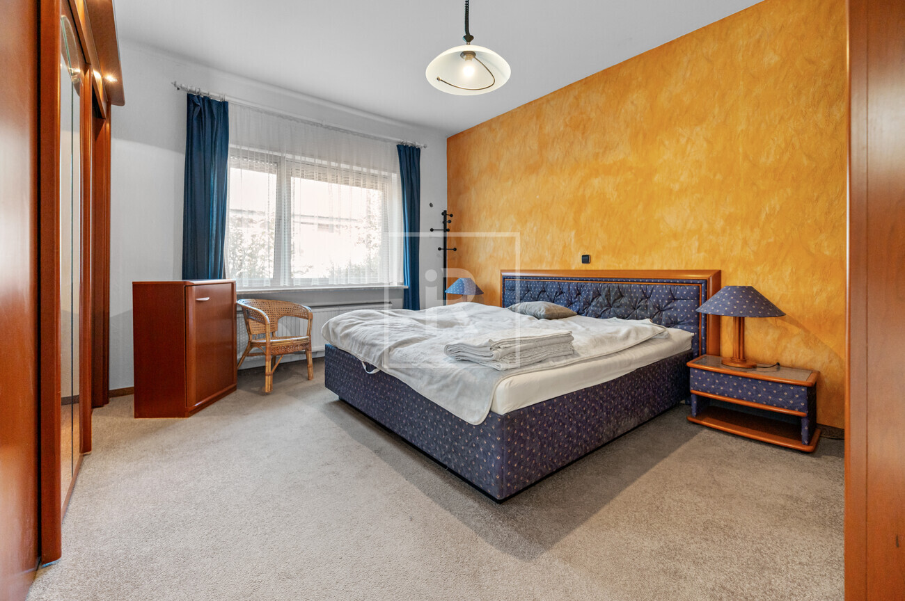 Schlafzimmer EG