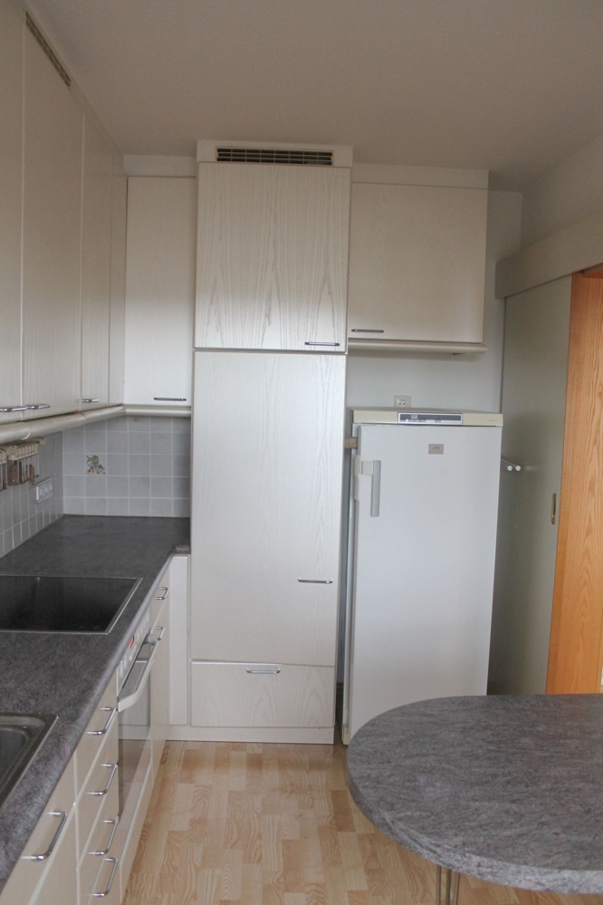 **79189 Bad Krozingen-OT: Charmante 3,5 Zi. Penthouse Whg. mit Aufzug,gr.Dachterrasse, EBK+Garage** - Photo 5
