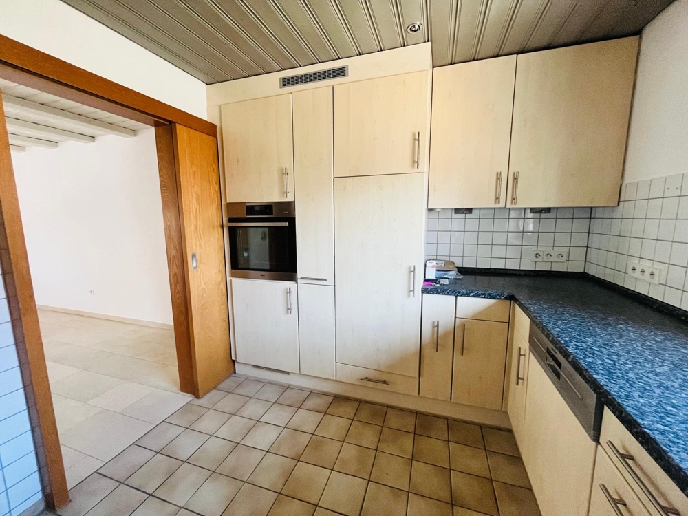 **Charmanter Bungalow mit Garten und Garage in Hartheim a. Rhein zu vermieten** - Foto 5