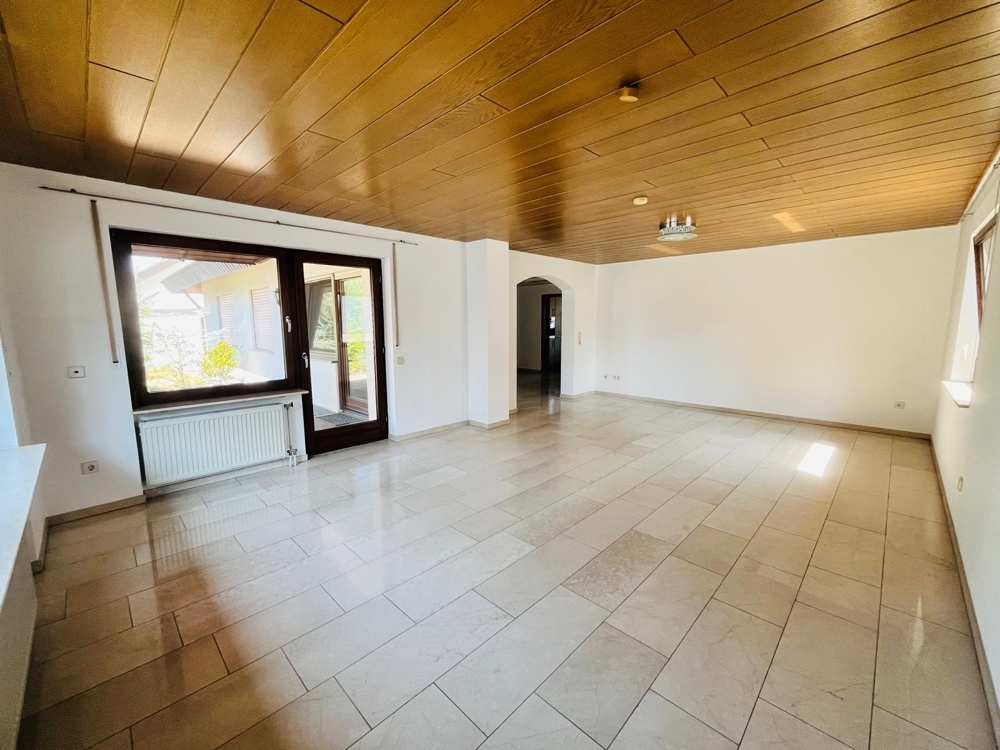**Charmanter Bungalow mit Garten und Garage in Hartheim a. Rhein zu vermieten** - Photo 3