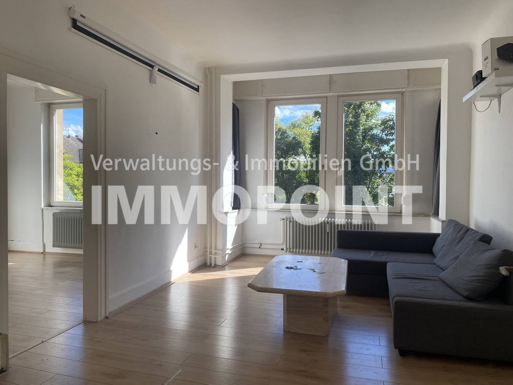 ** Wohnen in Pforzheim - Helle 4-Zimmer Altbauwohnung mit Loggia! **