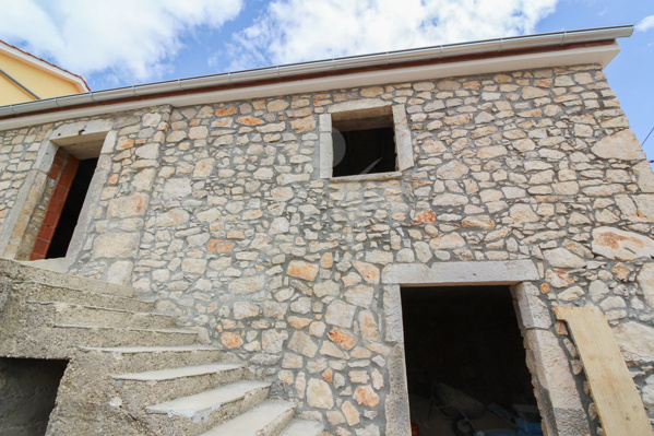 Steinhaus mit viel Potenzial - ca. 140 m² Wohnfläche auf ca. 400 m Grundstück