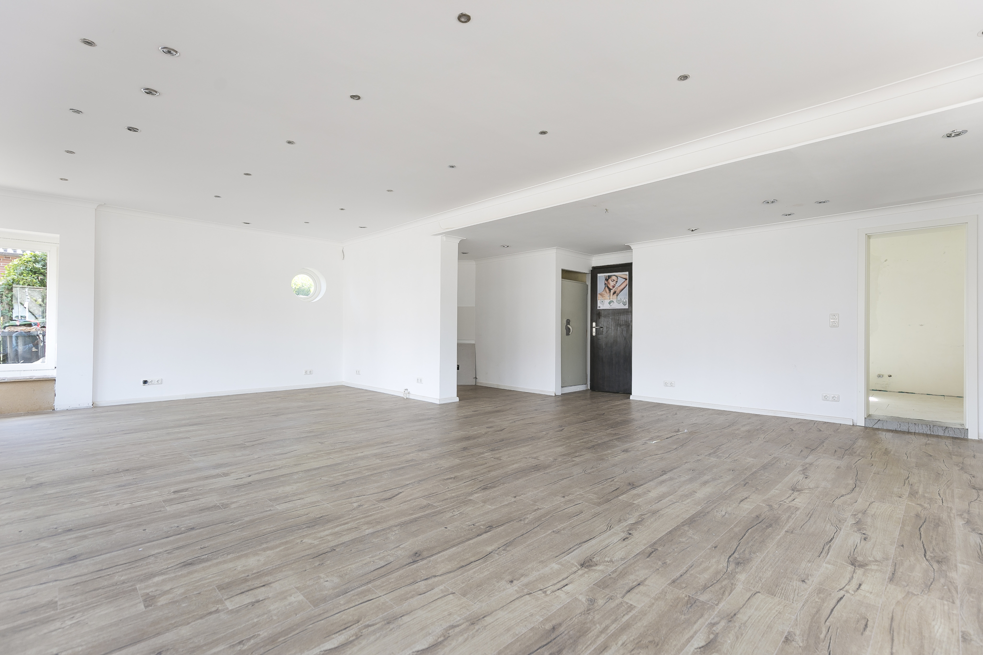 Geschäftshaus in List, Bild 7