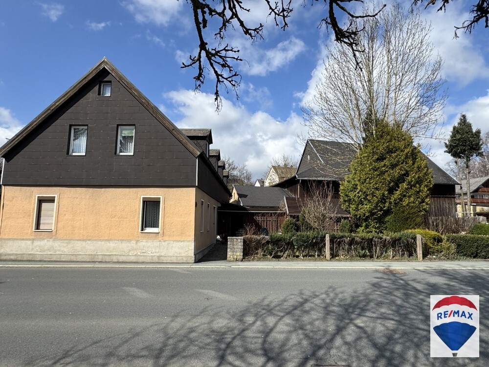 Straßenansicht