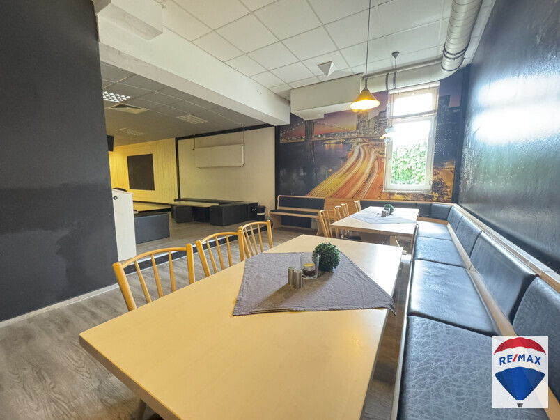 Gastbereich Bowlingbahn