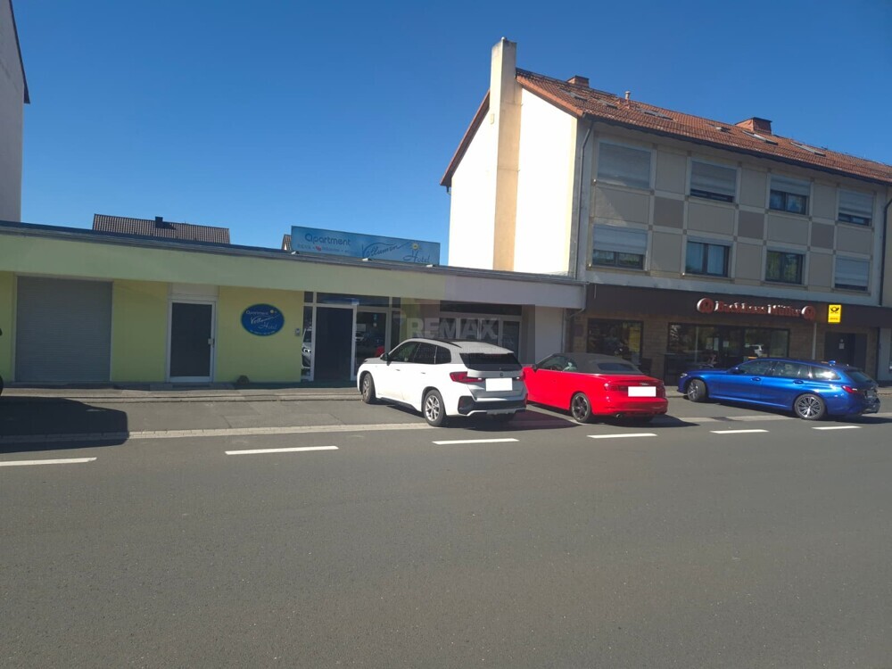 Straßenansicht Gesamtkomplex