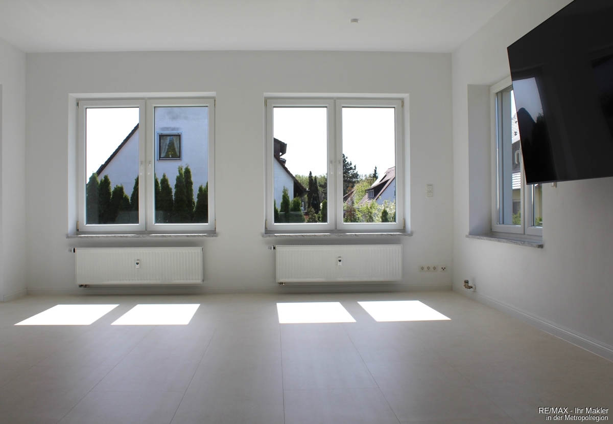 Ab sofort - Charmante 3-Zi.-Whg. mit großzügigem Garten in Nürnberg, teilmöbliert, modernisiert - Photo 4