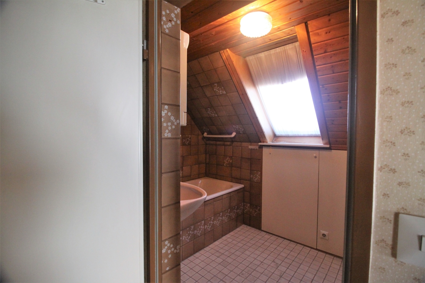 Badezimmer 2.OG