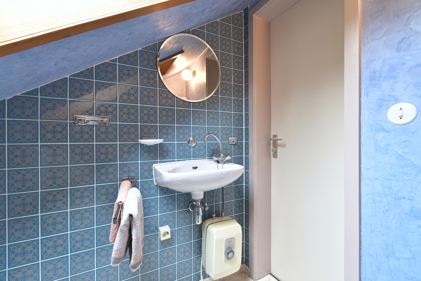 WC separat DG