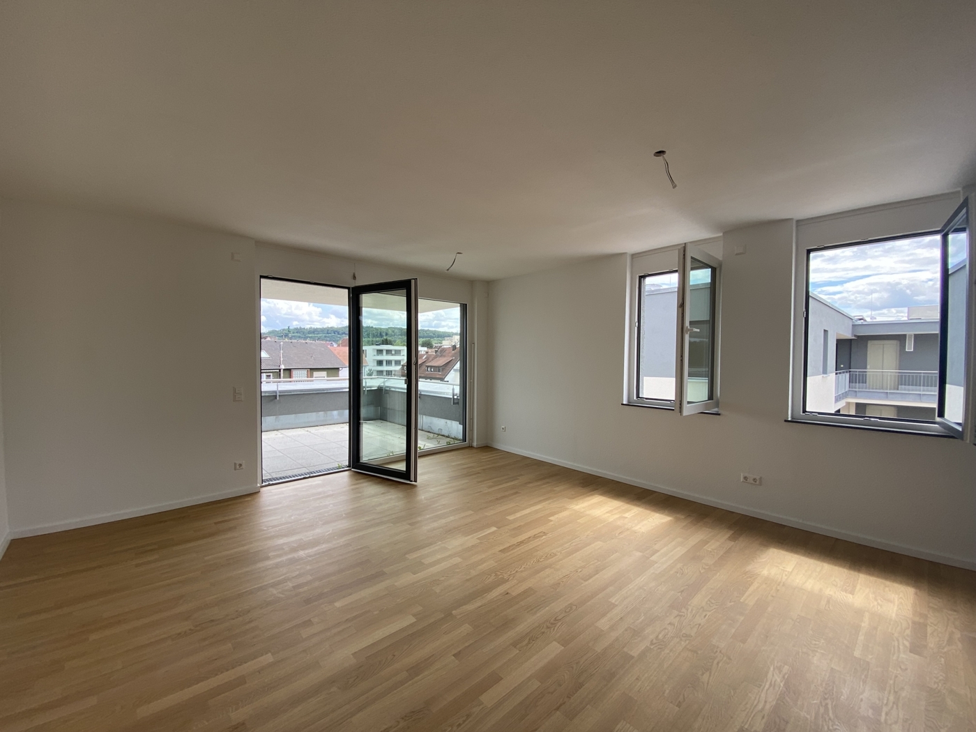 Wohn-Esszimmer mit Dachterrasse