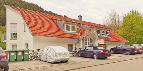 Außenansicht Zugang