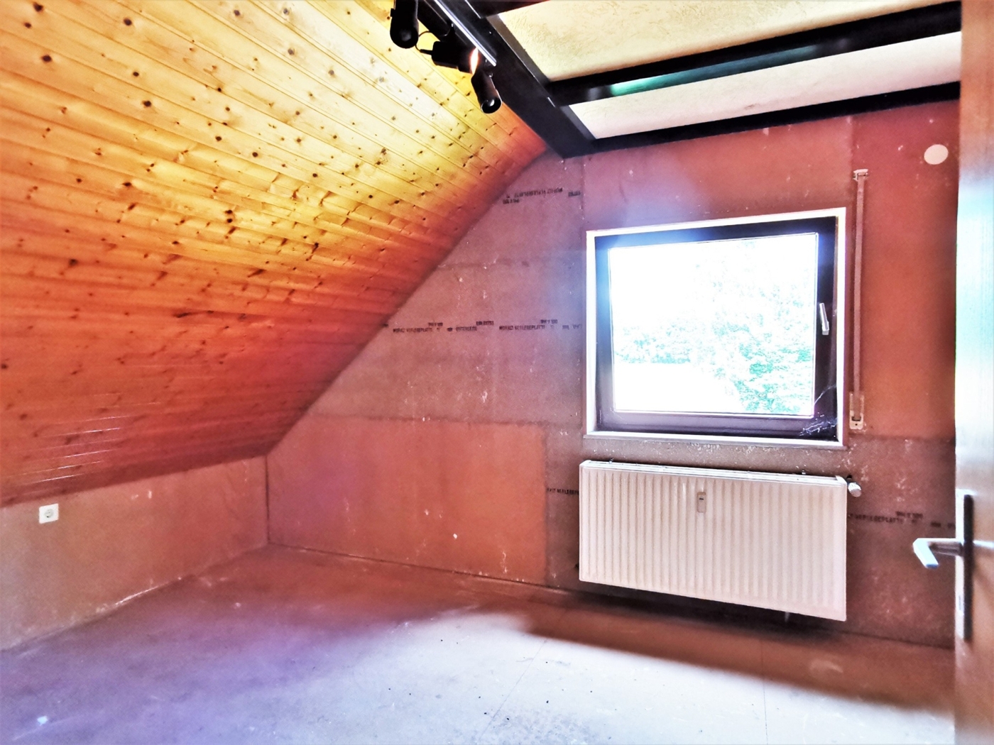 DG vorbereitetes Schlafzimmer