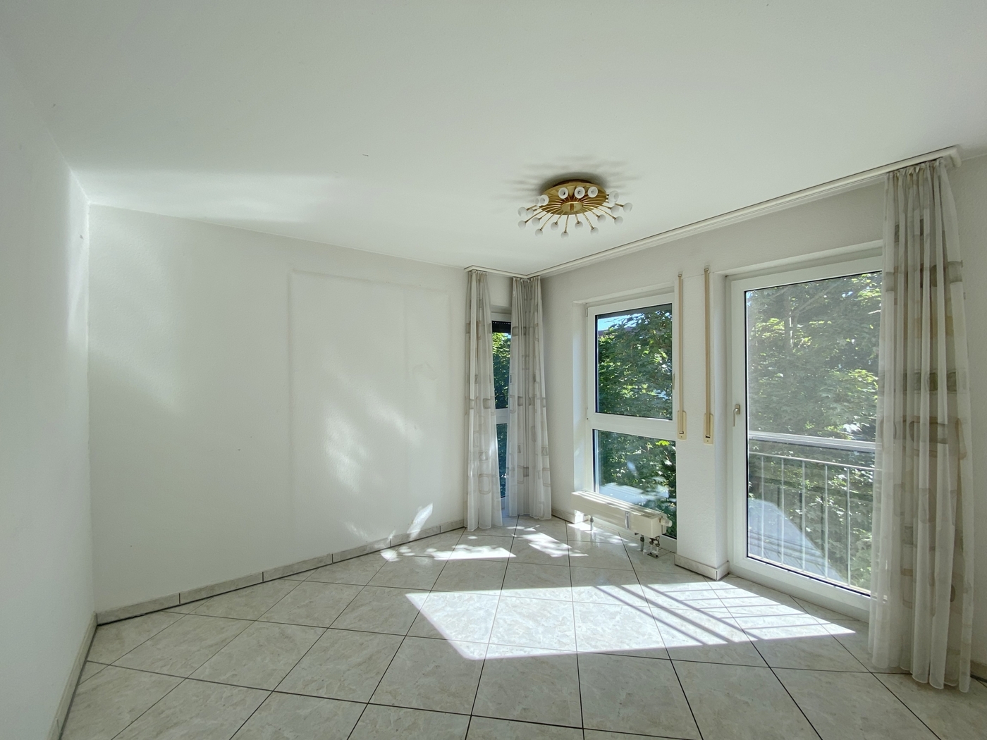 Möglichkeit Trennung 1. Zimmer Schlafzimmer  