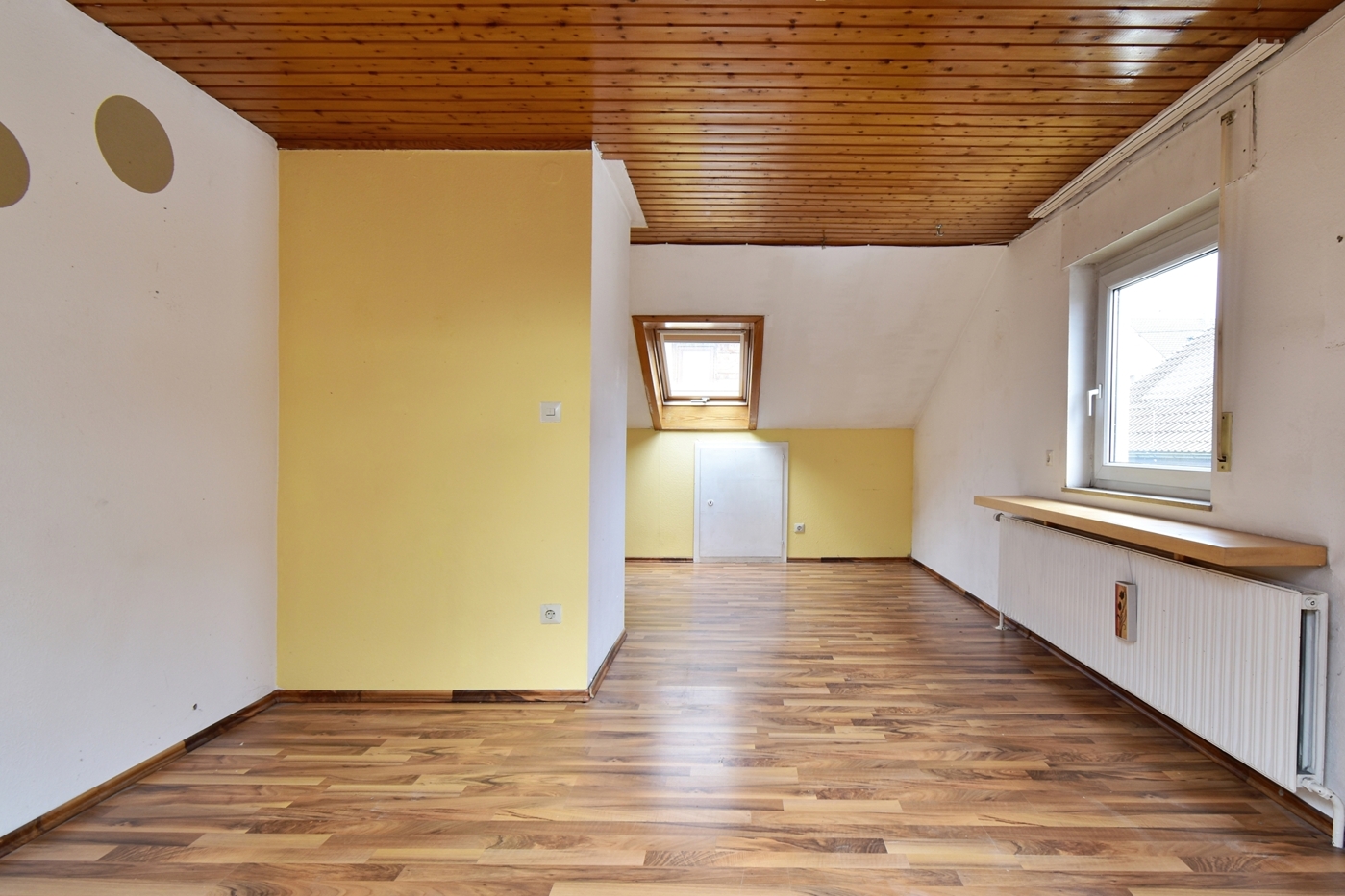 Wohnzimmer DG