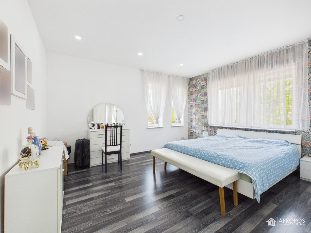 OG Schlafzimmer II Ansicht 1