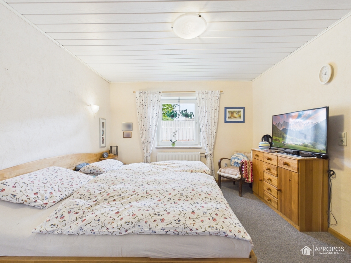 EG Schlafzimmer Ansicht 1