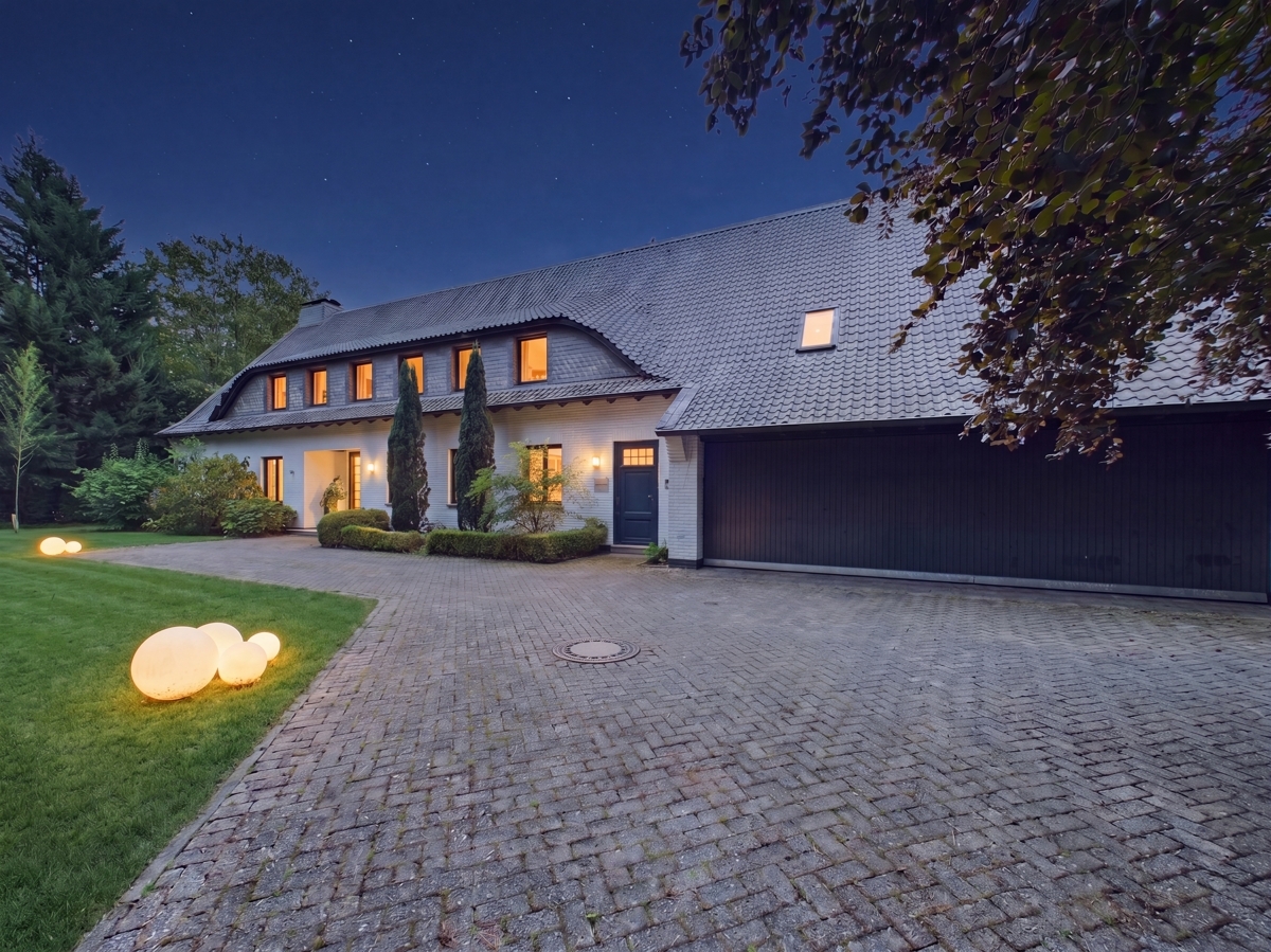 Haus bei Nacht