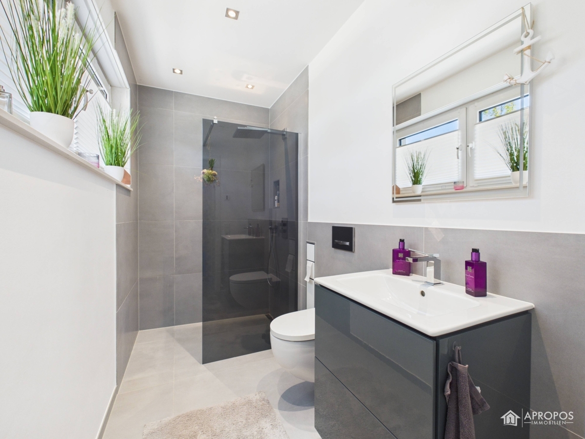Badezimmer EG