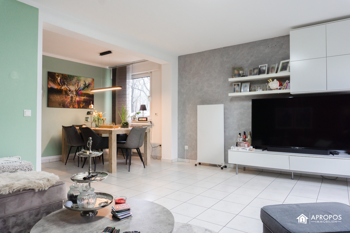 Wohnzimmer Ansicht 1