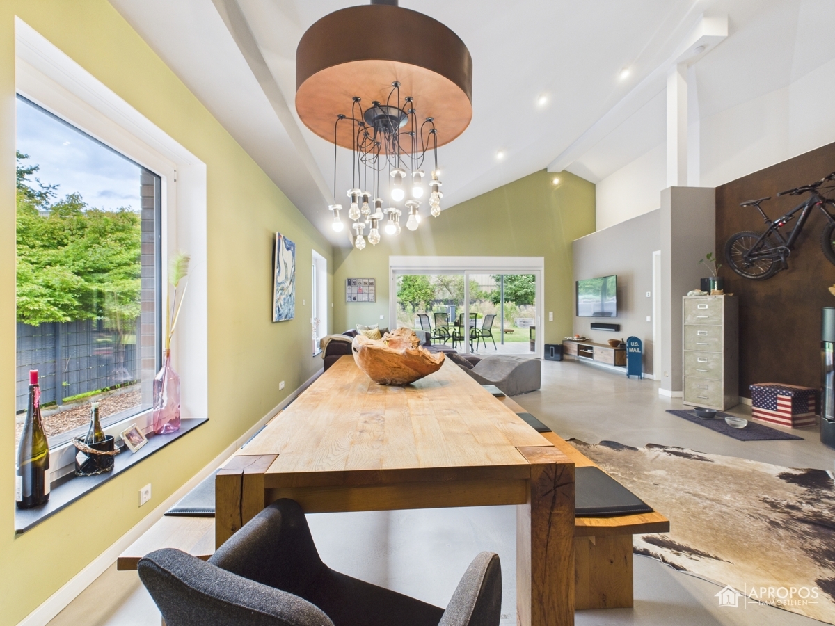 Wohnzimmer Ansicht 6