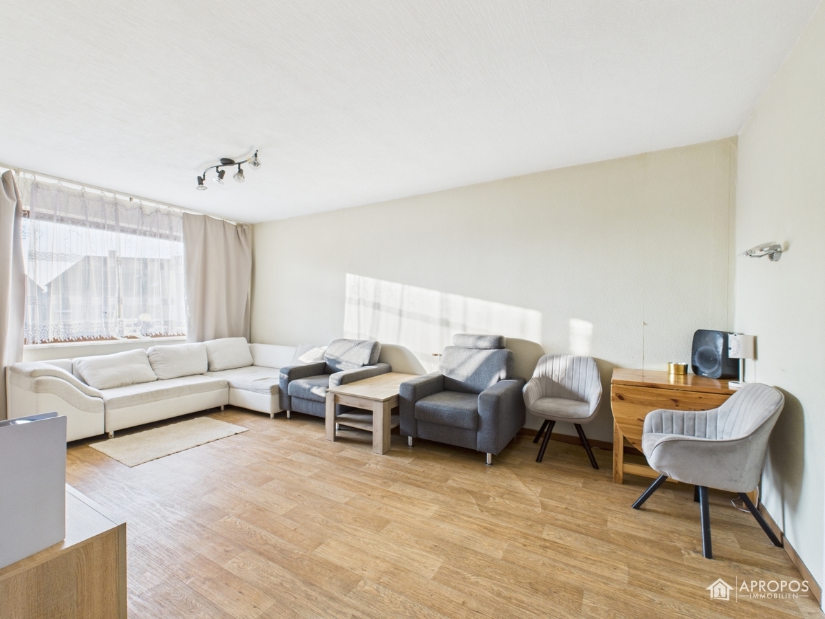 Wohnzimmer Ansicht 1