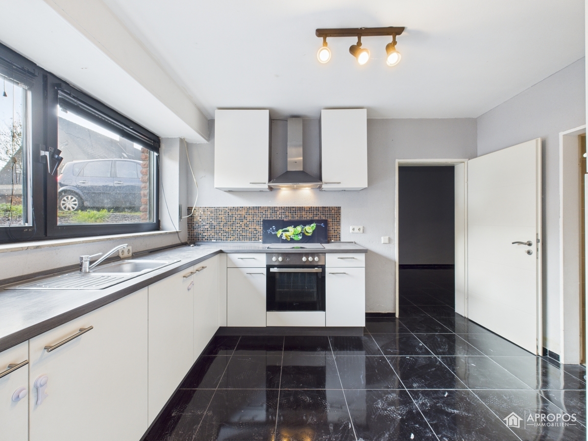 Souterrain Küche Ansicht 2