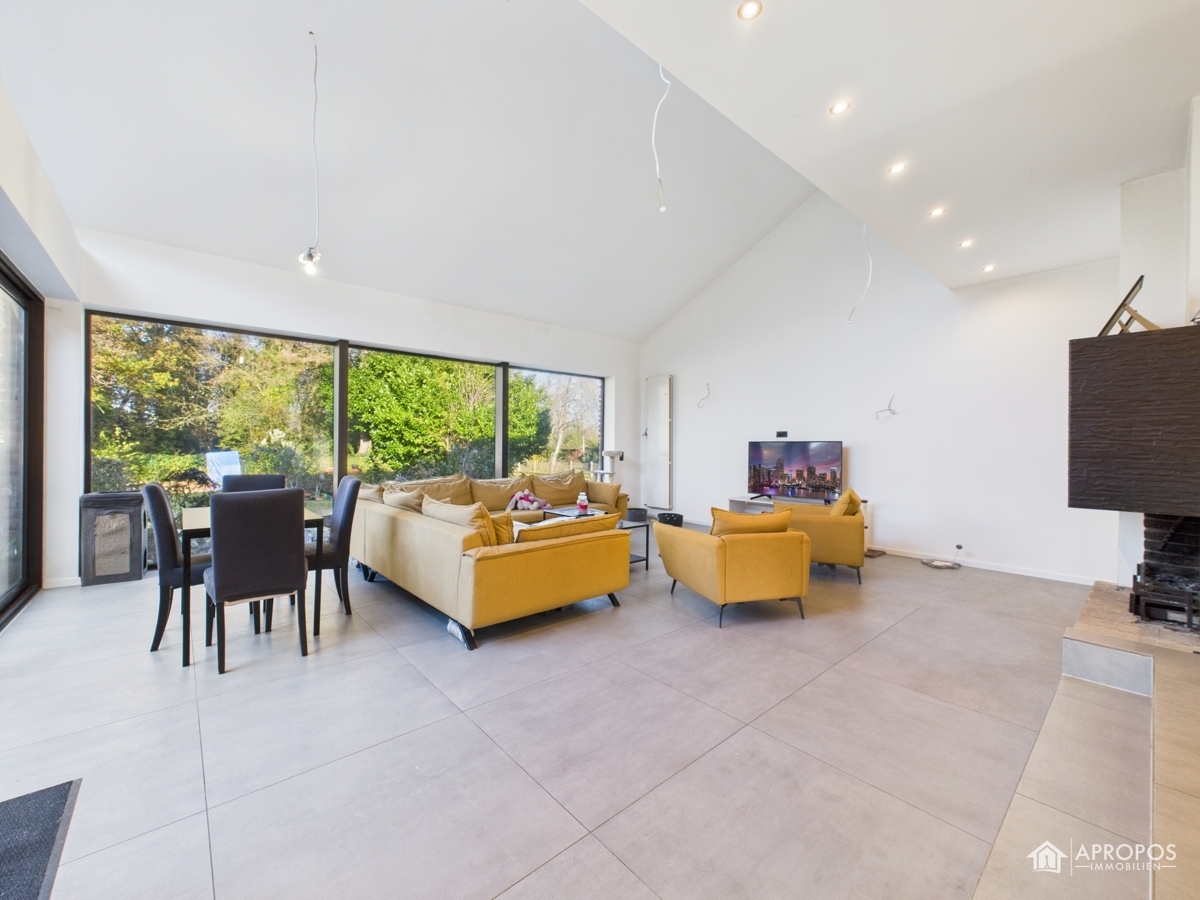 Wohnzimmer Ansicht 2