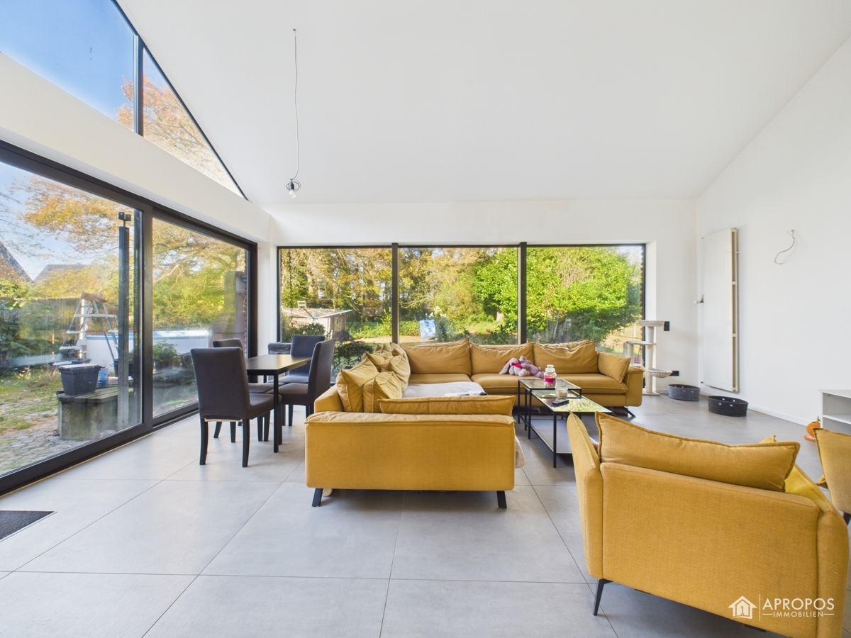 Wohnzimmer Ansicht 1