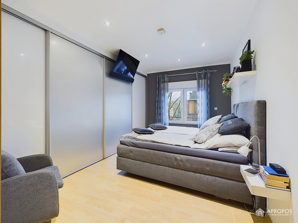 2. OG Schlafzimmer 1