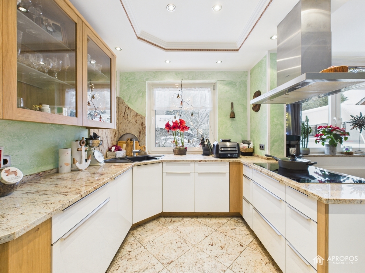 Küche Haupthaus Ansicht 1