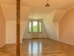 NEU zur Vermietung in Bochum Hofstede - Wohnzimmer - Reuter Immobilien – Immobilienmakler