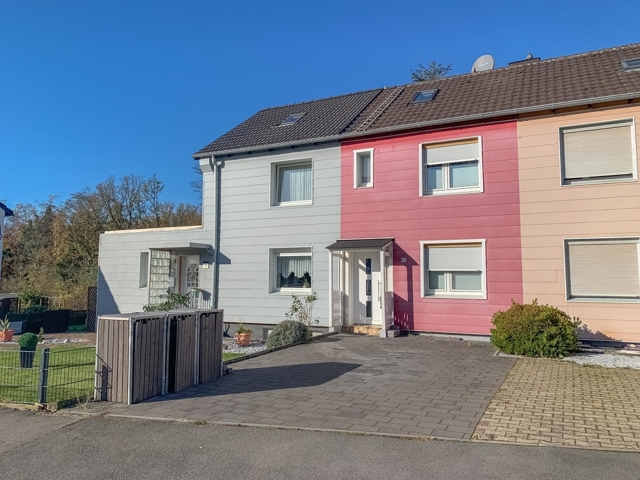 NEU zum Verkauf in Bochum Linden - Reihenmittelhaus - Außenansicht - Reuter Immobilien – Immobilienmakler