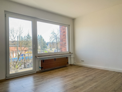 NEU zur Vermietung in Bochum Weitmar - Schlafzimmer 1 - Reuter Immobilien – Immobilienmakler (2)