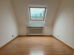 NEU zur Vermietung in Bochum Höntrop - Schlafzimmer 2 - Reuter Immobilien – Immobilienmakler