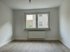 NEU zur Vermietung in Bochum Ehrenfeld - Schlafzimmer 2 - Reuter Immobilien – Immobilienmakler (2)