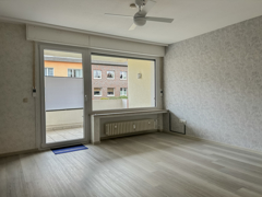 NEU zur Vermietung in Bochum Wohnzimmer - Reuter Immobilien – Immobilienmakler (2)