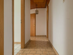 NEU zum Verkauf in Bochum - Harpen - Zweifamilienhaus - Diele - Reuter Immobilien – Immobilienmakler (3)