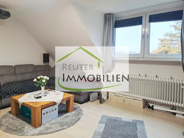 NEU zur Vermietung in Herne Wanne-Eickel - Wohnzimmer - Reuter Immobilien – Immobilienmakler