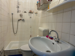 NEU zum Verkauf in Bochum Wattenscheid - Badezimmer EG - Reuter Immobilien – Immobilienmakler