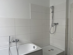 Mietwohnung-Bochum-Linden-Reuter-Immobilien Bad I