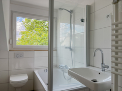 NEU zur Vermietung in Bochum Linden - Badezimmer - Reuter Immobilien – Immobilienmakler
