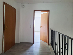 NEU zur Vermietung in Bochum - Gerthe - Diele 1.OG - Reuter Immobilien – Immobilienmakler