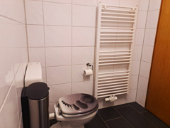 NEU zur Vermietung in Bochum - Gerthe - Bad Souterrain - Reuter Immobilien – Immobilienmakler