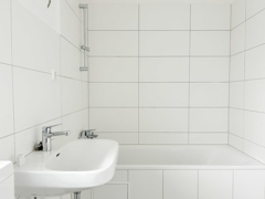 NEU zur Vermietung in Bochum Linden - Badezimmer - Reuter Immobilien – Immobilienmakler