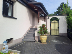 NEU zum Verkauf in Castrop-Rauxel - Einfamilienhaus - Eingangsbereich - Reuter Immobilien – Immobilienmakle