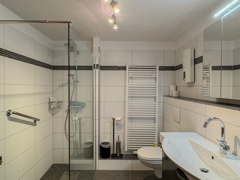 NEU zum Verkauf in Bochum Werne - Reihenmittelhaus - Badezimmer - Reuter Immobilien – Immobilienmakler